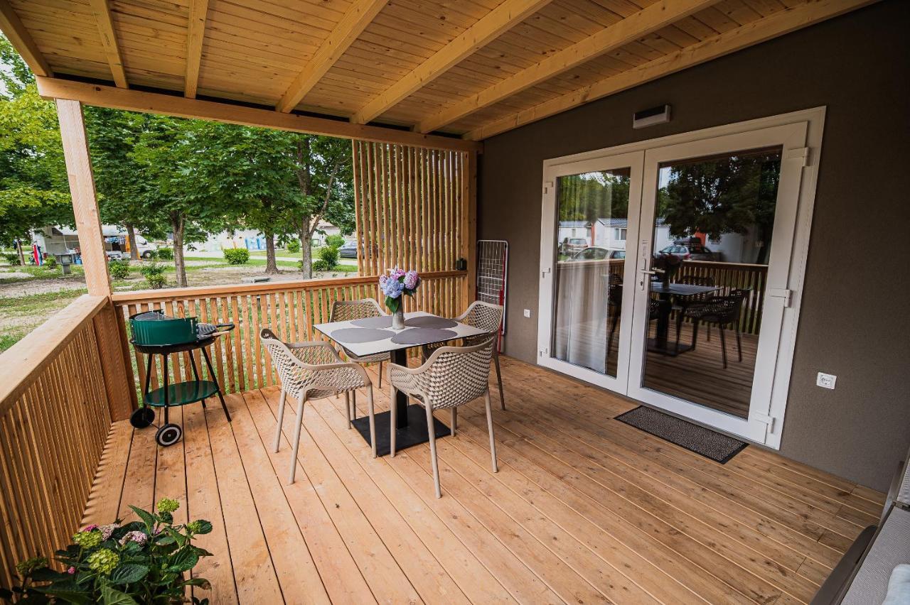 Premium Mobile Homes With Thermal Riviera Tickets Catez ob Savi Eksteriør bilde